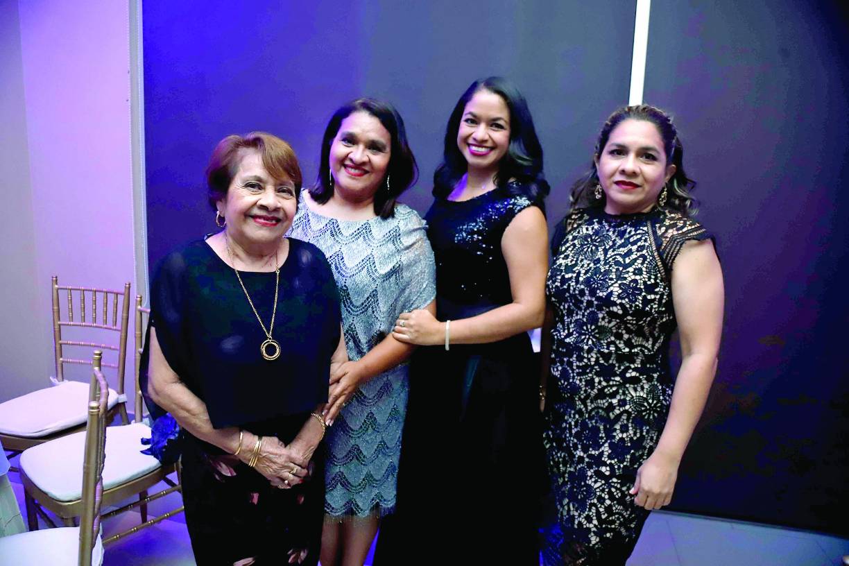 Casta Ramos, Lourdes, Giselle y Karlin Rodríguez