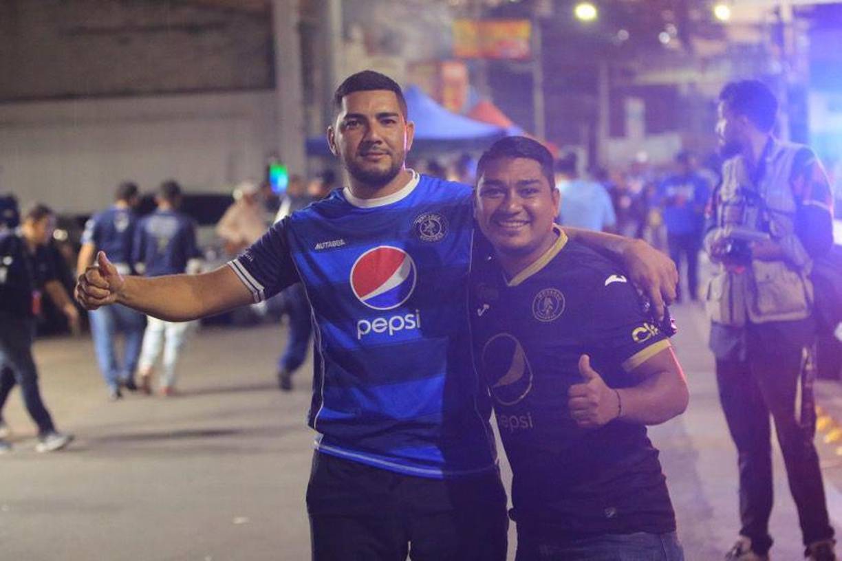 Un gran ambiente se vivió previo al encuentro entre Motagua y el CAI de Panamá. 