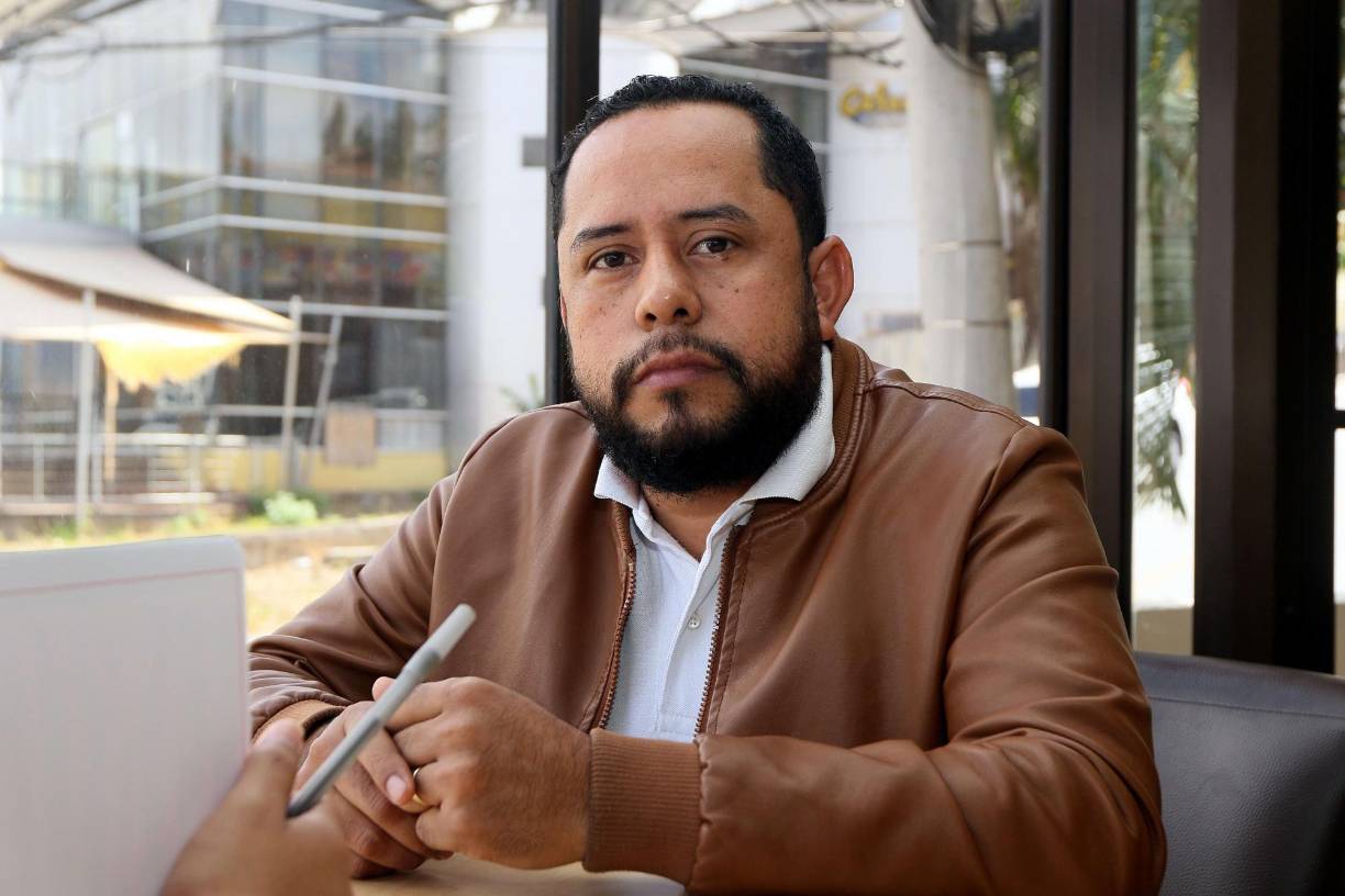 Y, finalmente, el diputado Carlos Raudales, de la Democracia Cristiana (DC). 