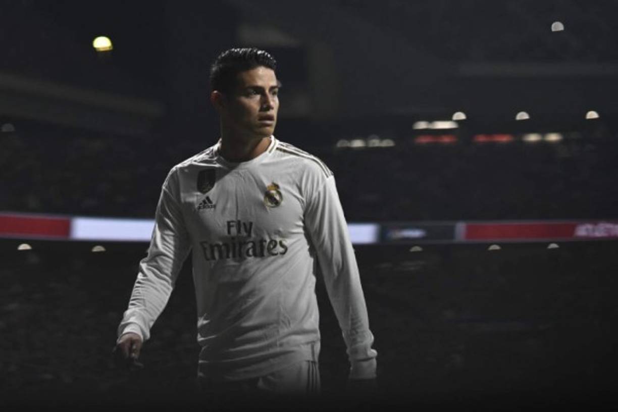 James Rodríguez: El mediocampista colombiano no es del agrado de Zidane y todo indica que saldrá del Real Madrid para la próxima campaña.