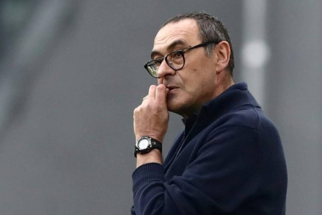 La Lazio llegó a un acuerdo con Maurizio Sarri para que releve en el banquillo a Simone Inzaghi, quien ha desembarcado en el Inter como sustituto de Antonio Conte. Foto AFP.