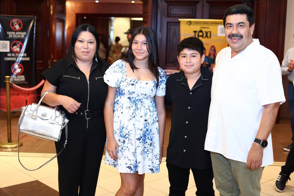 Lisseth García, Marián, Juan Manuel y Manuel Zerón 