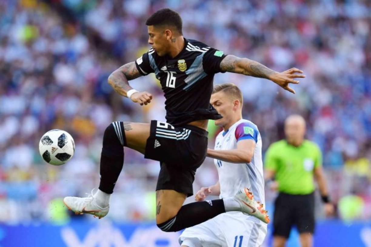 El defensa Marcos Rojo saldrá del equipo titular de Argentina ante Croacia-