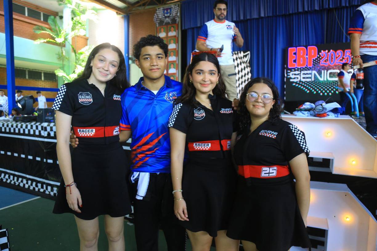 Sarah Betancourt, Pedro Zelaya, Jihan Gabrie y Giovanna Calderón. 