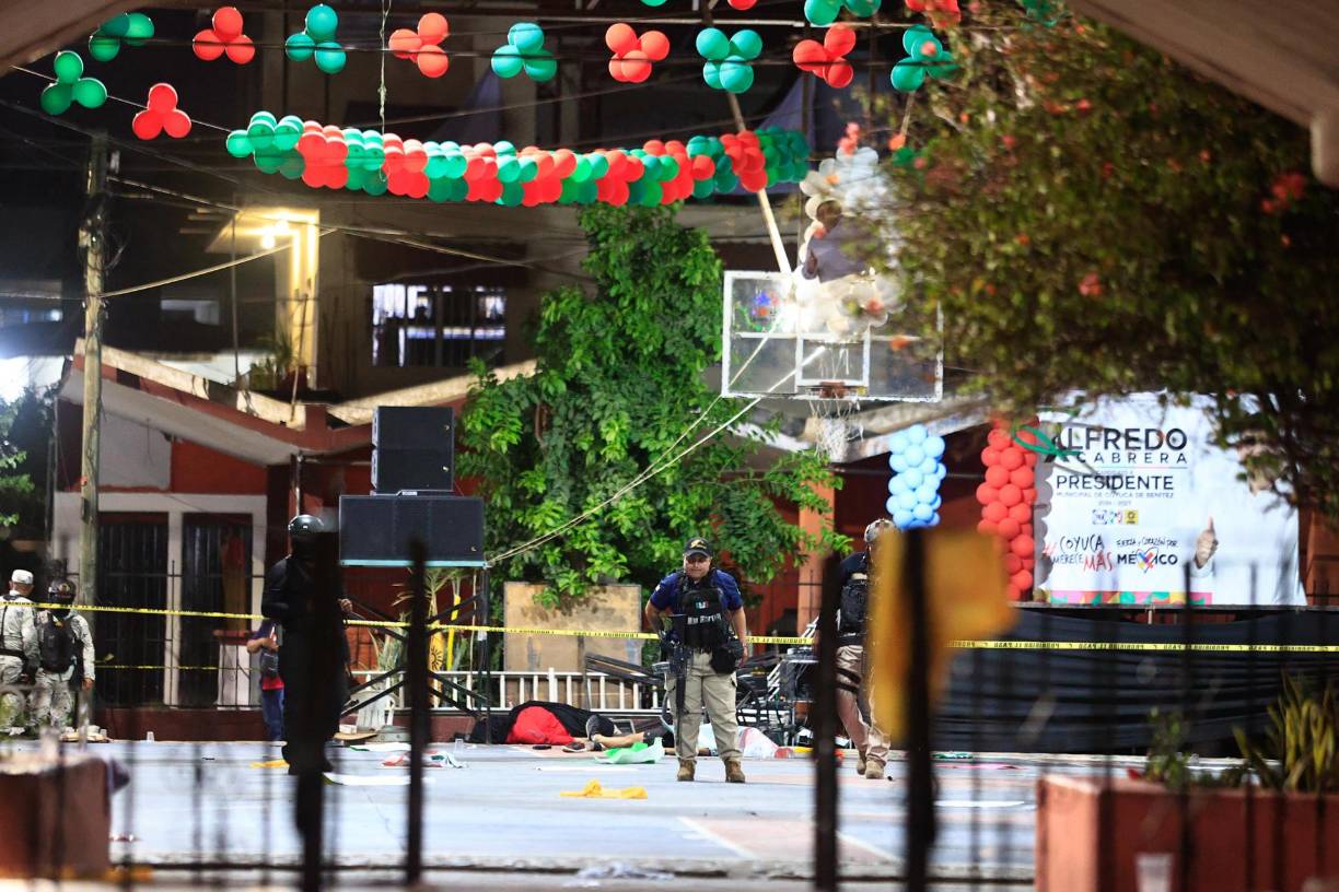 El Gobierno de México reconoció el martes el asesinato de 22 aspirantes, de los que solo ocho eran candidatos oficiales, aunque grupos independientes contabilizan más, como Integralia, y los 39 de la consultora DataInt. 