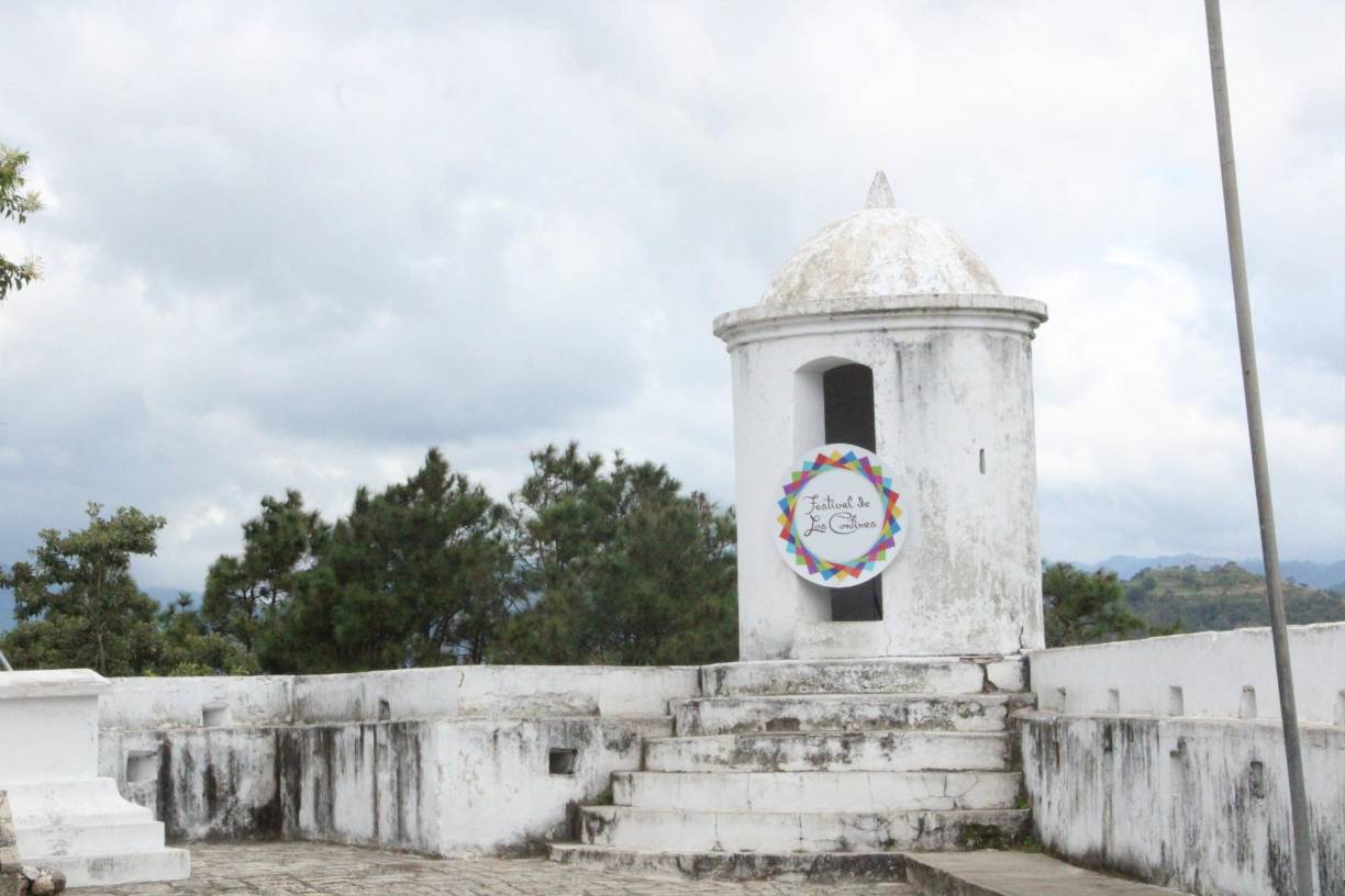 En los últimos meses el olvido por parte de las autoridades municipales se evidencia en el edificio de unos 148 años de construcción.