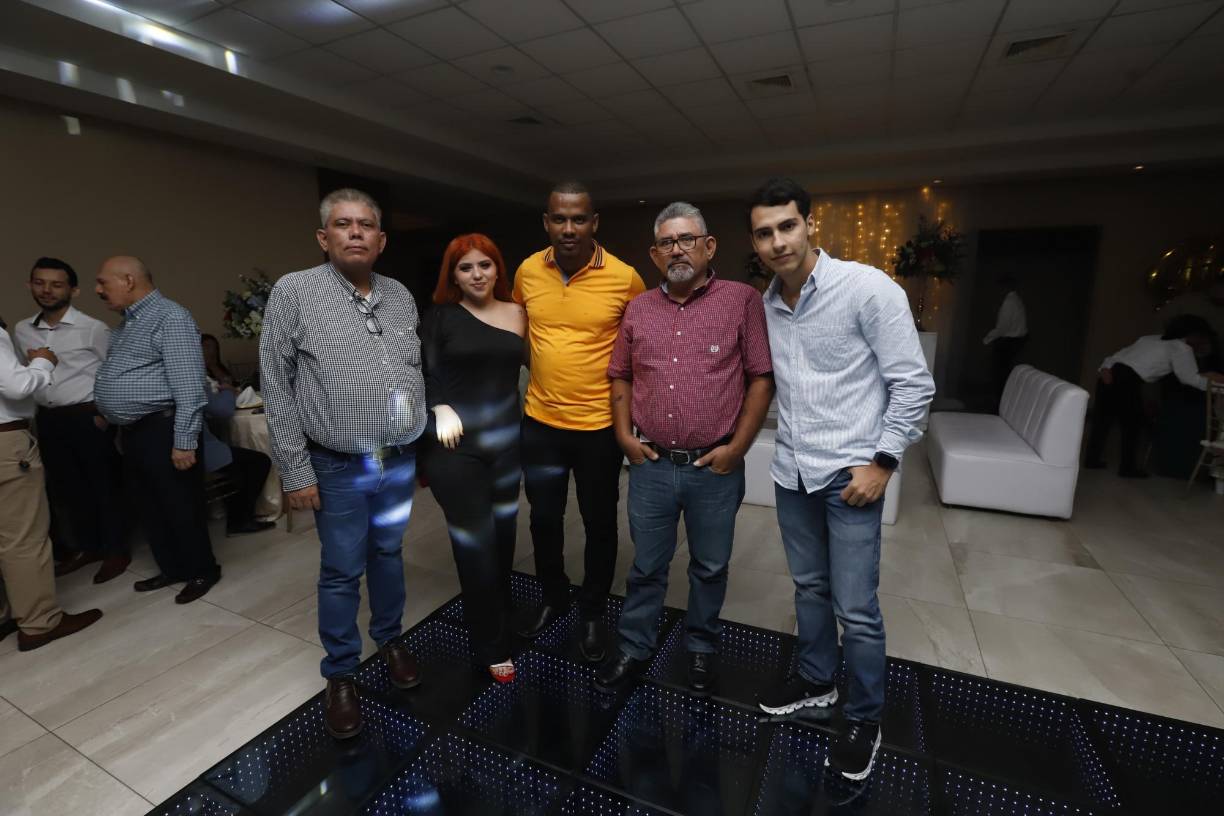 Santos Lara, Isaura Cáceres, Hendryck Hylton, Claudio Lara y Darío Pejuan 