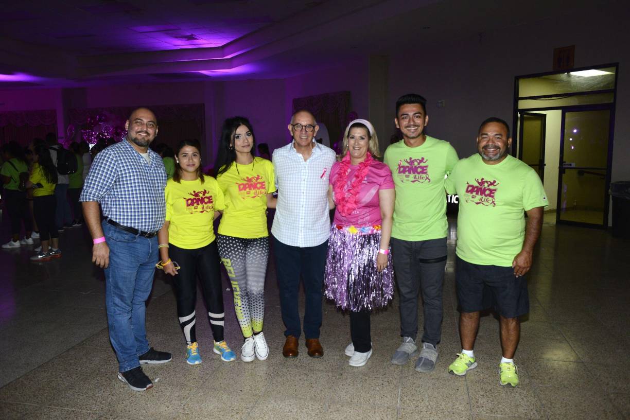 Arlex Maldonado, Aylin Hernández, Eleonora Girón, Carlos Haslam, Gisselle Downing, Marvin Girón y Beto Yanes 