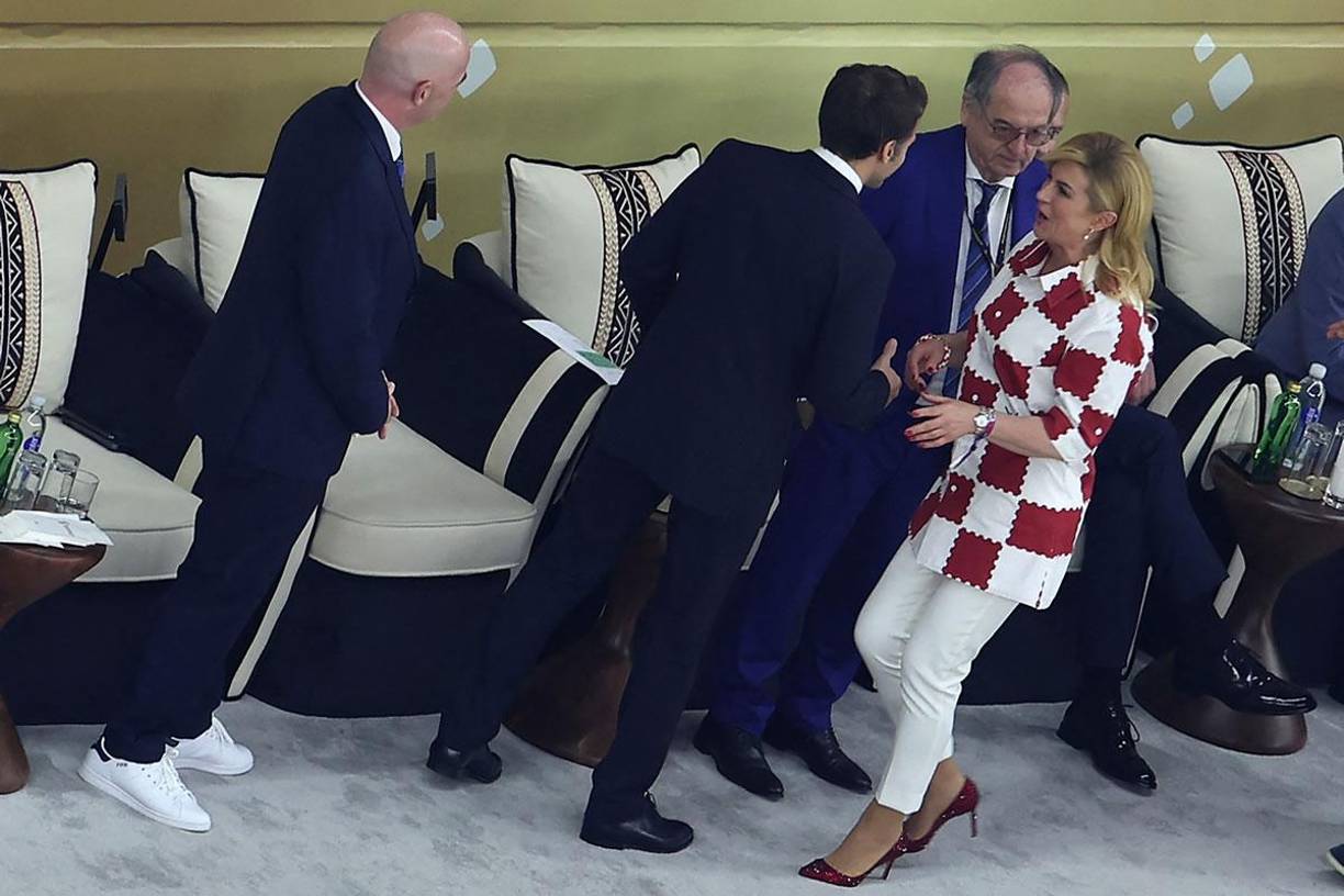 El presidente de la República de Francia, Emmanuel Macron, fue felicitado por la expresidenta croata Kolinda Grabar-Kitarovic.
