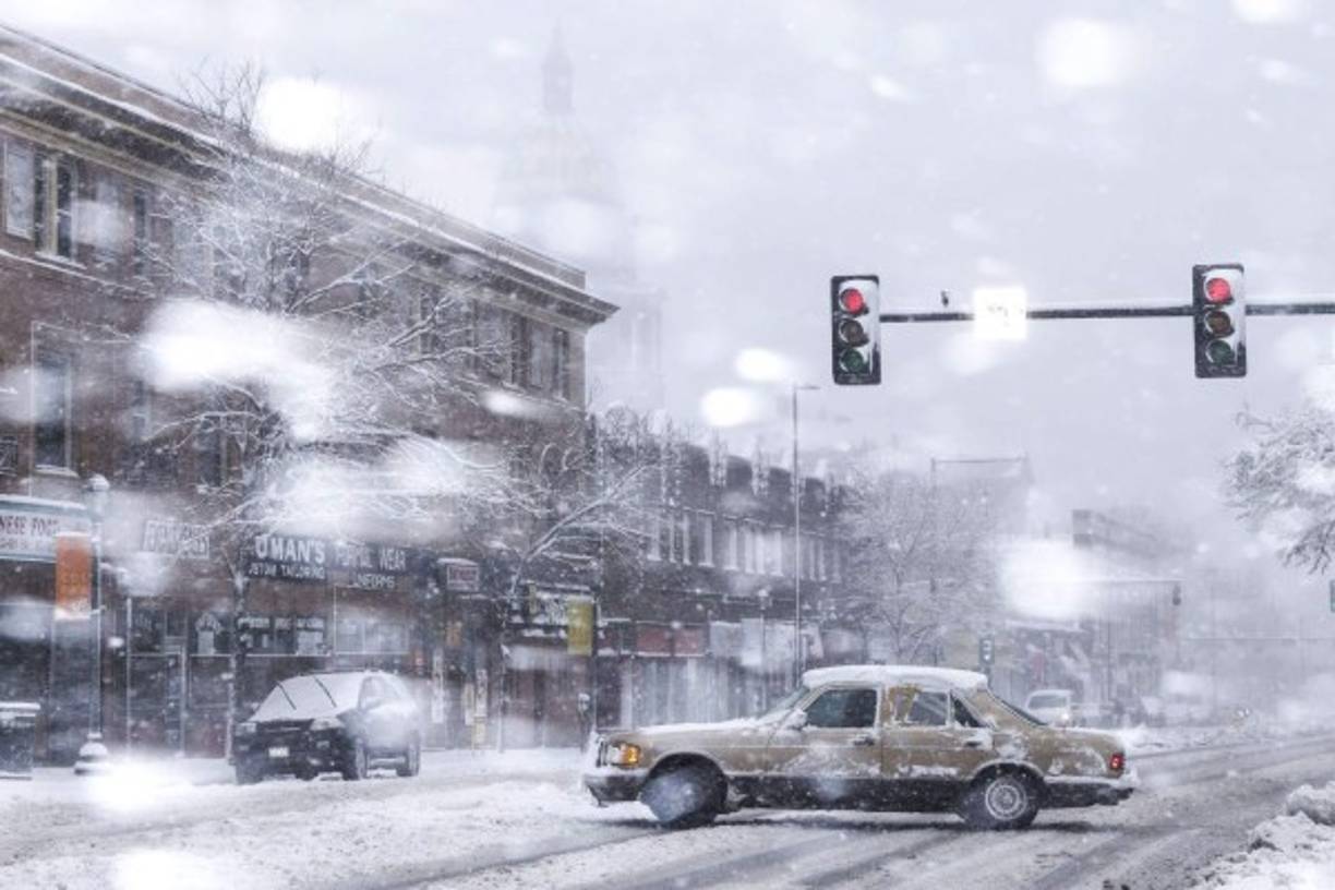 Las carreteras fueron cerradas este domingo para evitar fatídicos accidentes de tránsito durante el paso del temporal.