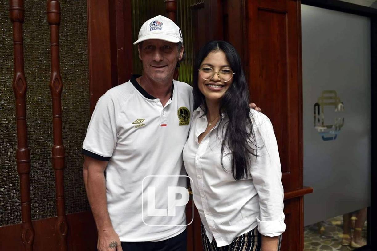 Algarabía por Olimpia y la copa de campeón de Liga Concacaf en San Pedro Sula