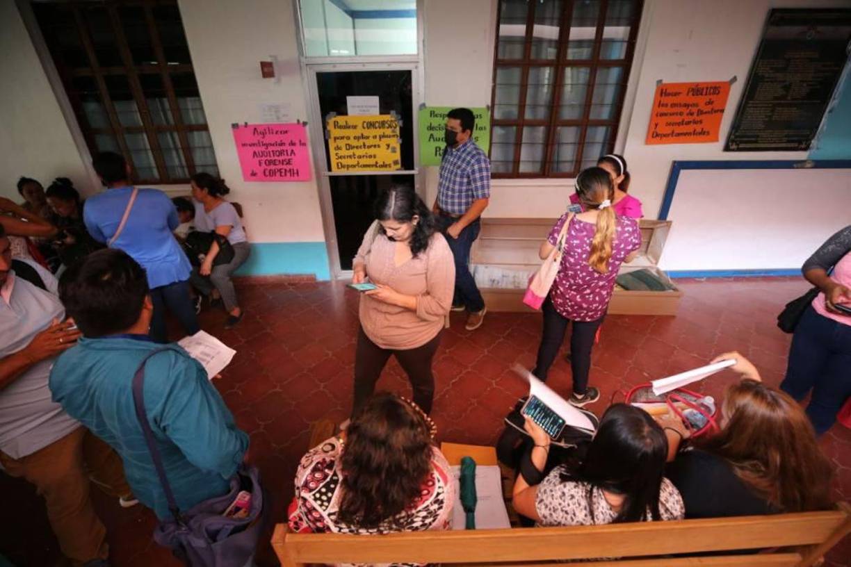“No tenemos departamental, si no resuelven vamos a continuar”, fue la advertencia de los docentes ante la falta de respuesta de las autoridades.