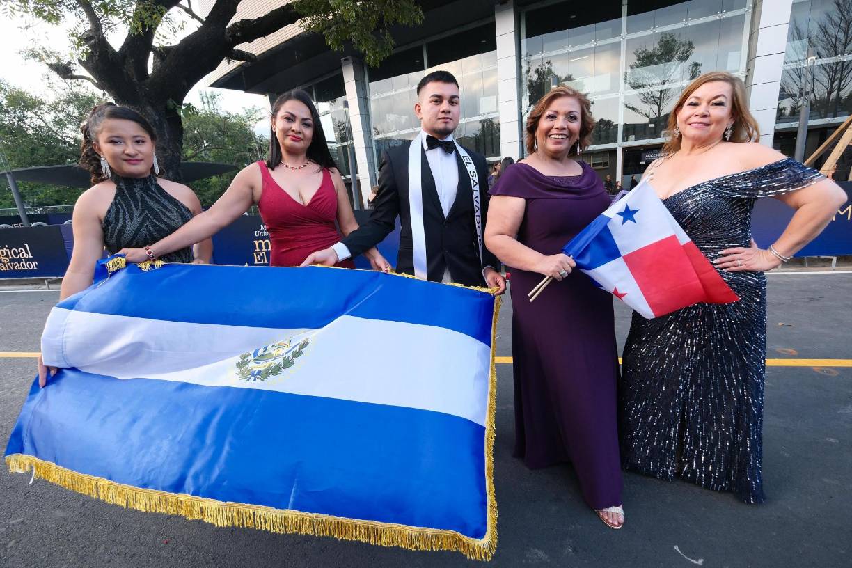 La barra de Guatemala ya está lista para darle todo su apoyo su candidata Michelle Cohn, quien ha hecho historia en este certamen ya que es una mujer casada y madre de dos niños. 