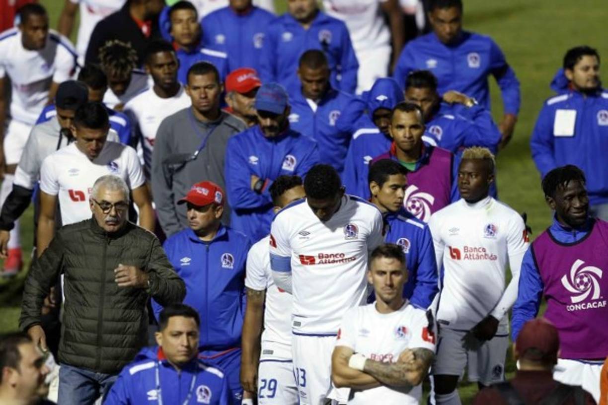 La decepción era evidente en el rostro del plantel del Olimpia.