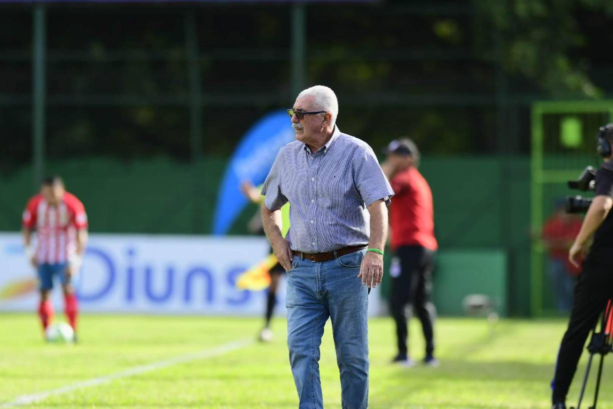 Manuel Keosseián: El entrenador uruguayo no seguirá en las filas del Marathón y en el cuadro verdolaga ya tienen al DT escogido para dirigirlos en el 2023.