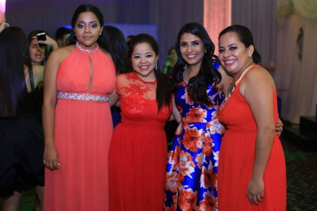 Leonela y Paola Bonilla, Emely Chévez y Ninoska Bonilla.