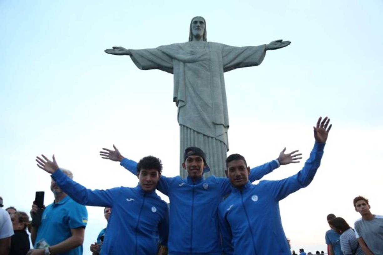 Primero tuvieron que viajar una hora desde la Villa Olímpica para poder visitar el Cristo Redentor.