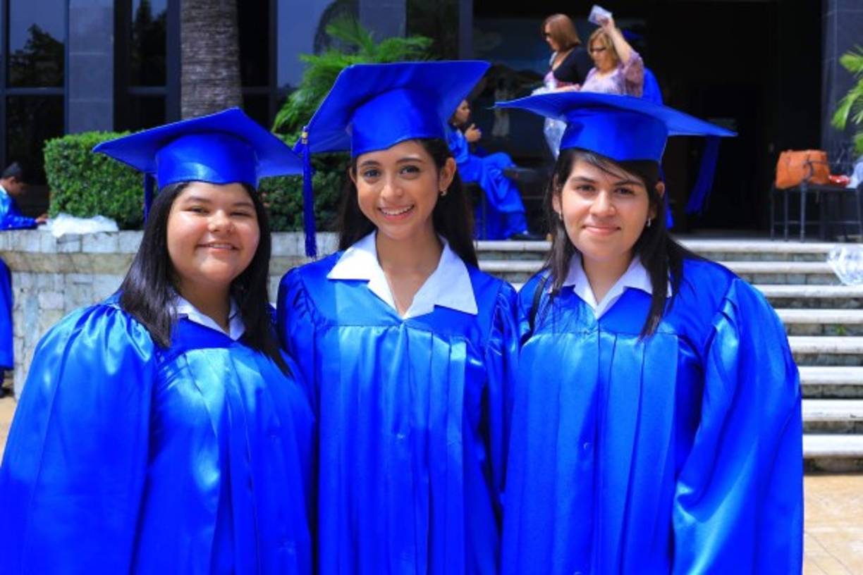 Tricia Durón, Ligia Fernández e Irma Ortiz.