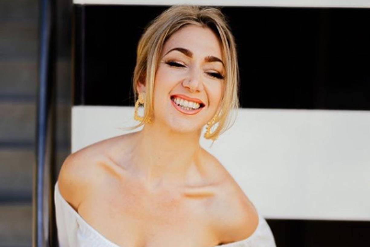 Ahora la vida de <b>Monica May </b> dio un giro radical y vende contenido para adulto en la plataforma de OnlyFans.