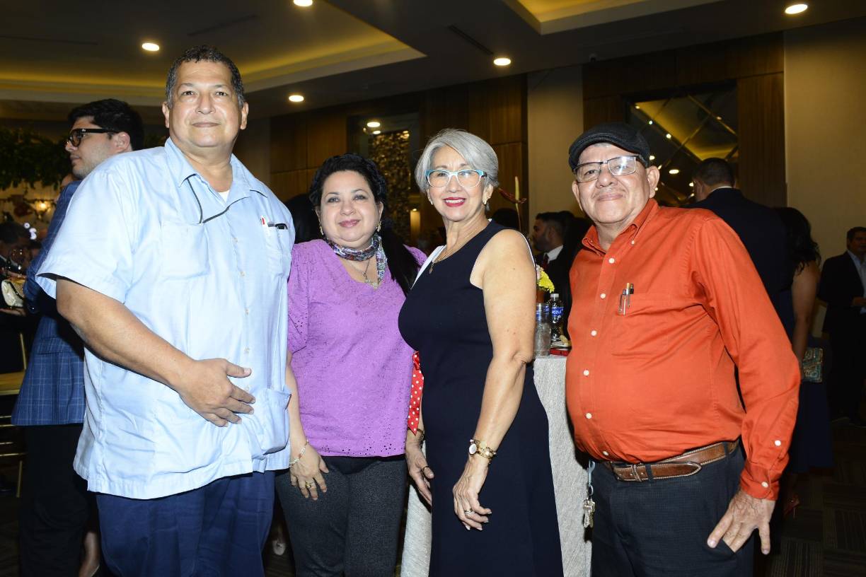 Roberto Meza, Claudia Alvarado, Suyapa Ruíz y Wilfredo Palma