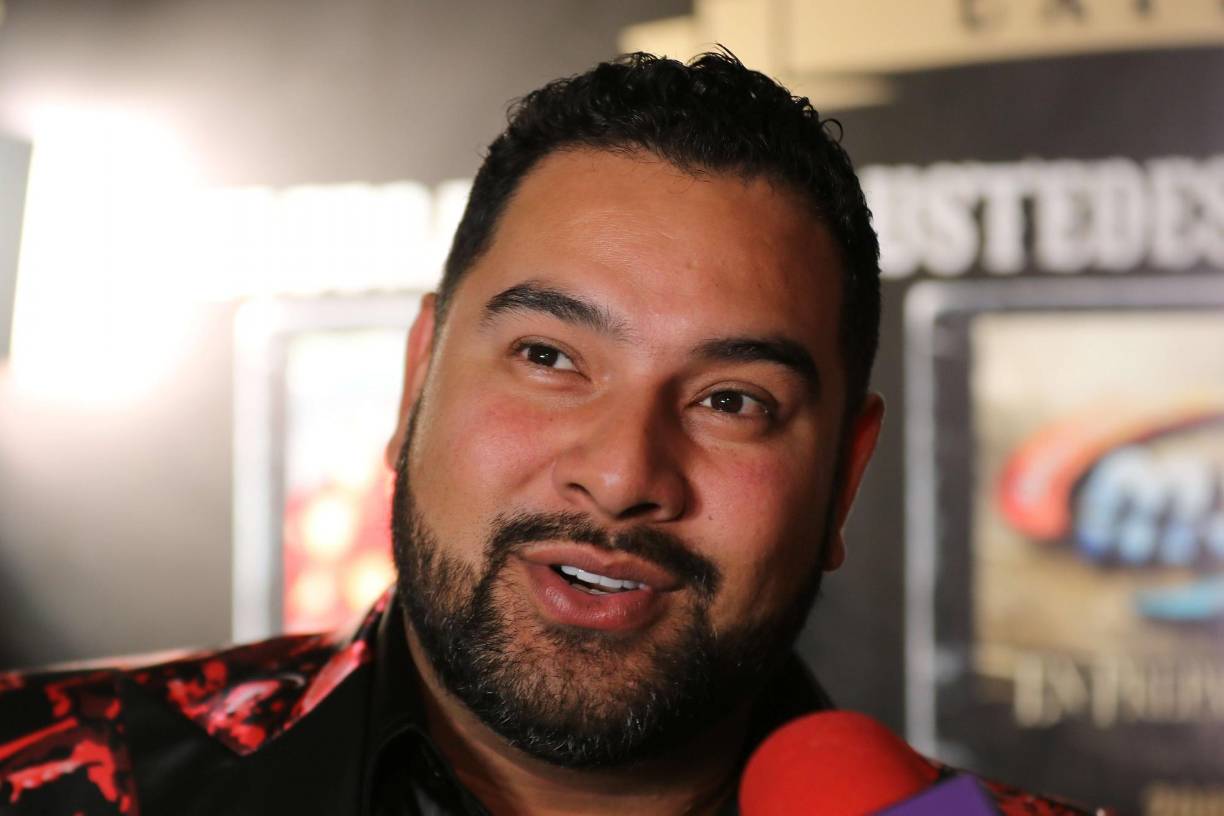 El tercer concierto de Banda MS en Honduras fue una producción de EnVivo y Arceyut Producciones, presentada por Conciertos Bac Credomatic y patrocinada por EL HERALDO. Momentos antes de que iniciara el espectáculo, EL HERALDO tuvo acceso exclusivo a un meet and greet privado con los vocalistas del grupo, Alan Manuel Ramírez y Oswaldo Silvas.