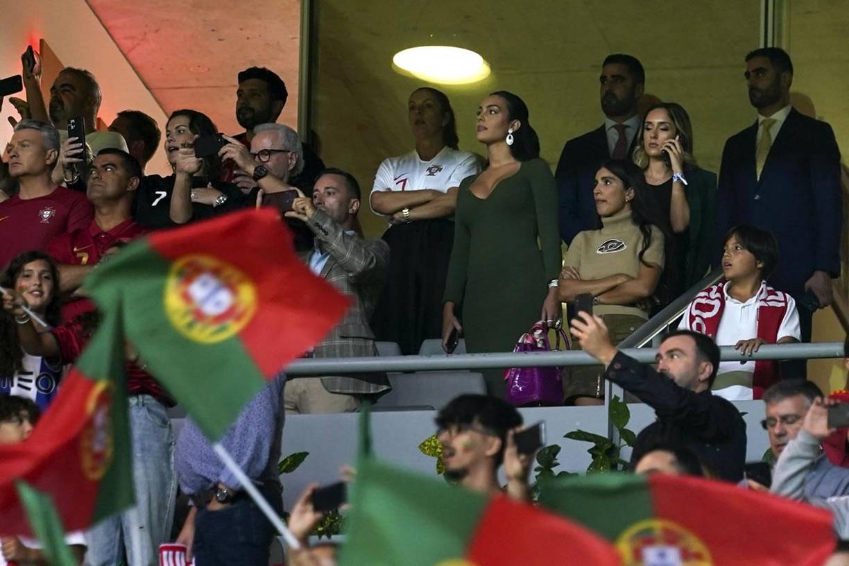 En el palco del estadio Municipal de Braga estuvo presente Georgina Rodríguez, la mujer de Cristiano Ronaldo.