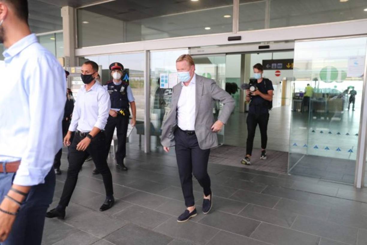 Josep María Bartomeu, presidente del FC Barcelona, ha afirmado que Ronald Koeman será el próximo entrenador del equipo culé si 'nada se tuerce'. El holandés aterrizó en Cataluña este mismo martes para firmar su contrato y será presentado este miércoles seguramente.