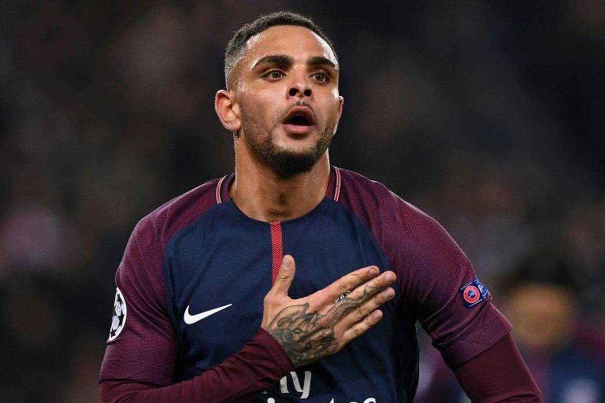 Layvin Kurzawa, 29 años, encabeza la lista de los jugadores que podrían dejar al PSG. Kurzawa llegó al club procedente del Mónaco por 24 millones de euros.