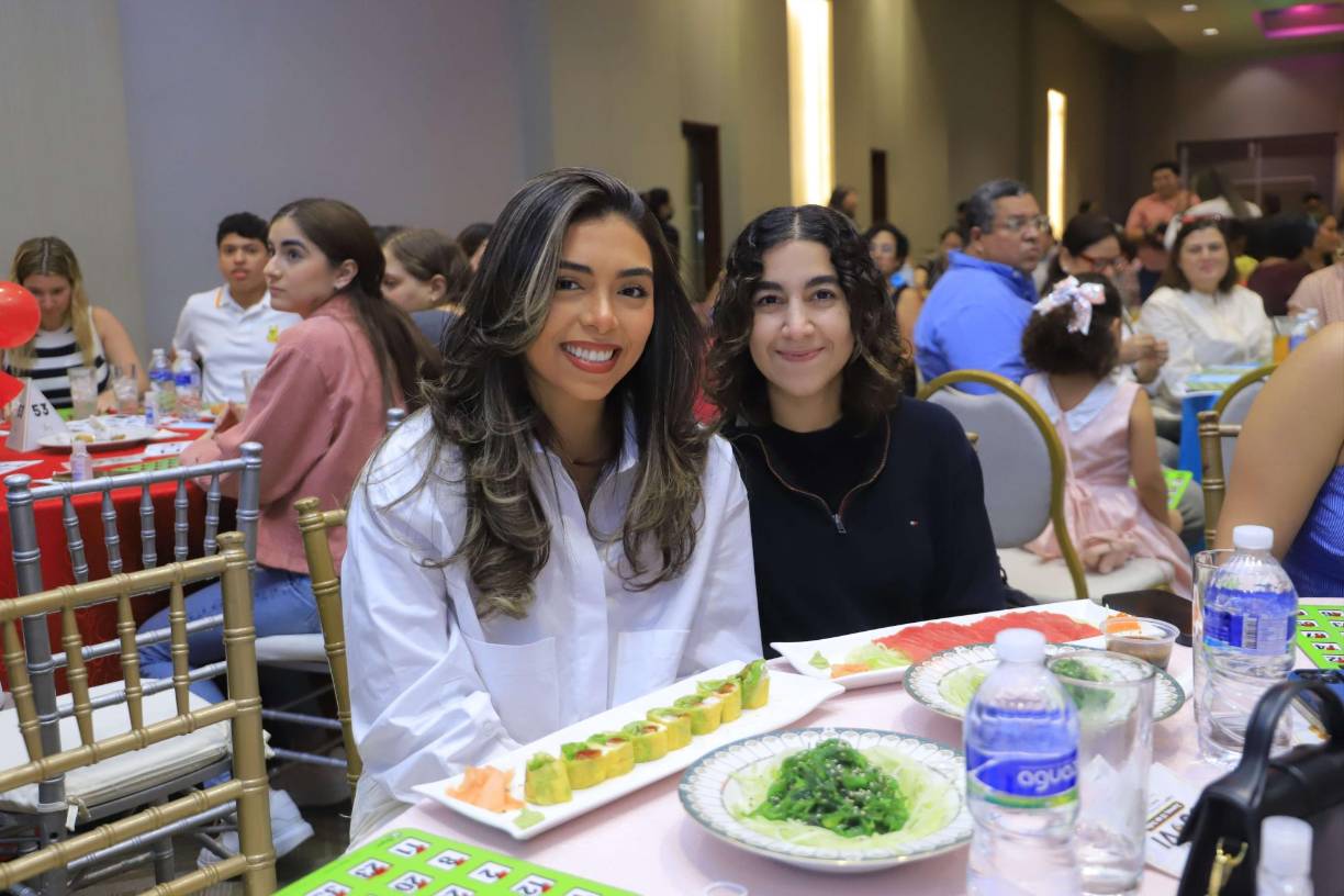 Nathalia Medina y Marielle Canahuati