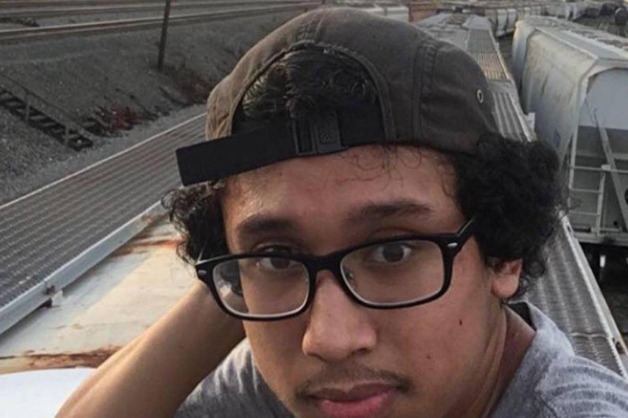 El hondureño<a href="https://www.laprensa.hn/fotogalerias/mundo/hondureno-muere-caer-de-andamio-charlotte-eeuu-CM11595887#image-1"> José Bonilla Canaca</a> (26), residía en Charlotte, Estados Unidos, murió mientras laboraba en la construcción de un edificio, se desplomó de una altura de más de 70 pies.