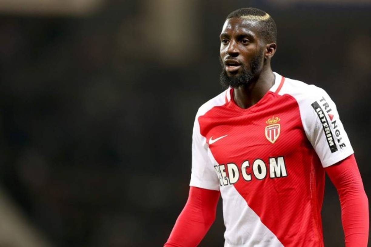 TOULOUSE, FRANCE - OCTOBER 14: Tiemoue Bakayoko of Monaco looks on during the French Ligue 1 match between Toulouse and Monaco at Stadium on October 14, 2016 in Toulouse, France. (Photo by Romain Perrocheau/Getty Images)