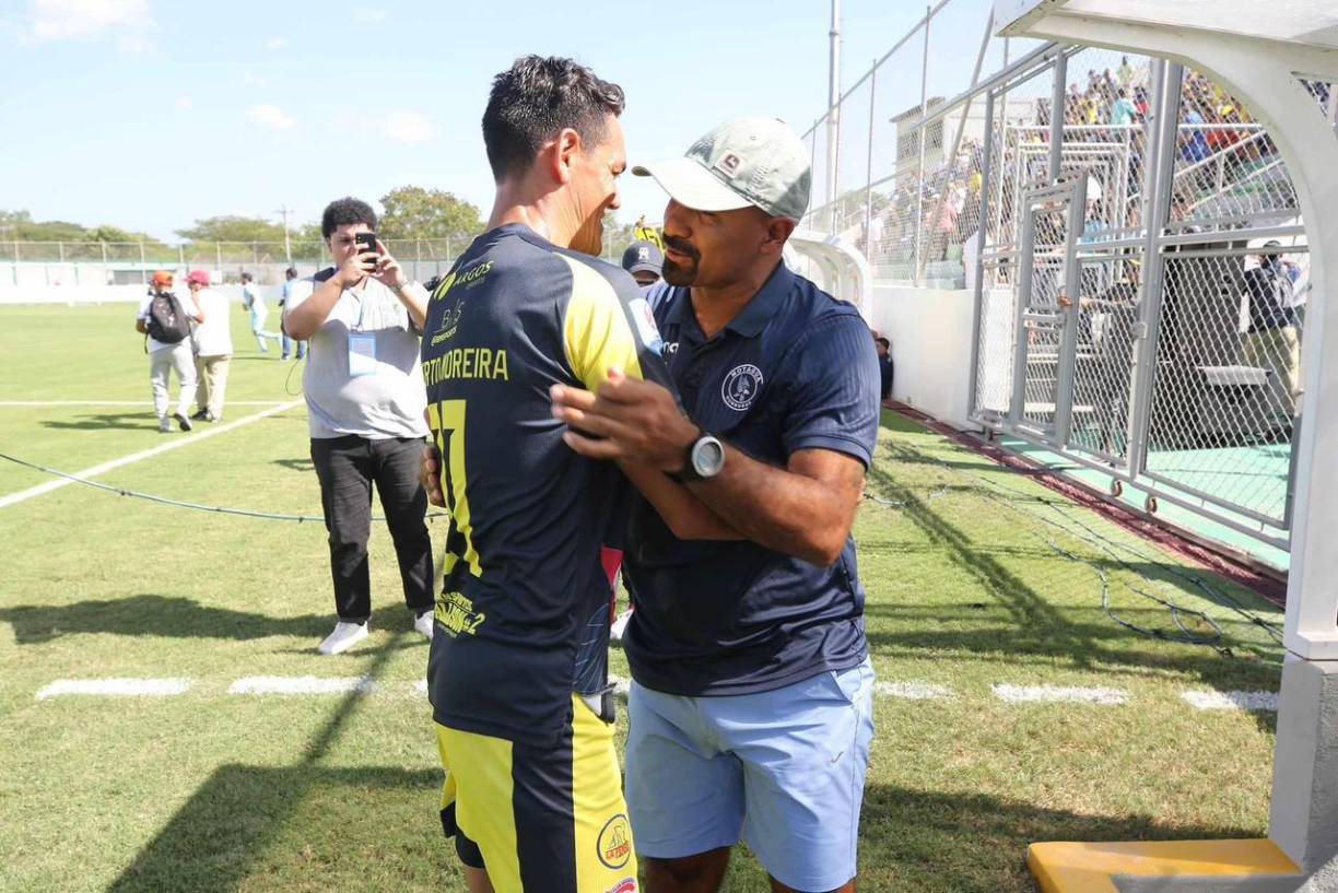 El encuentro entre Moreira y Ninrod Medina. 