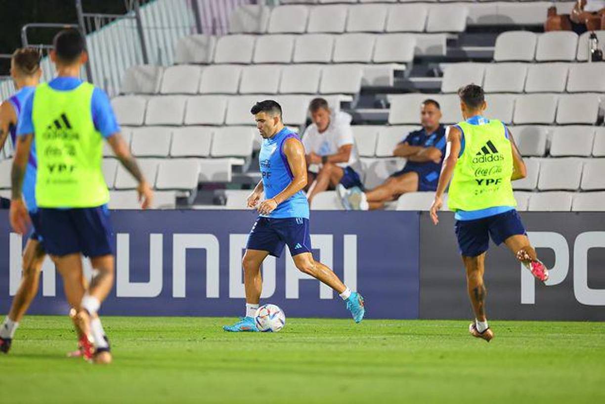 Y Marcos Acuña también está suspendido.