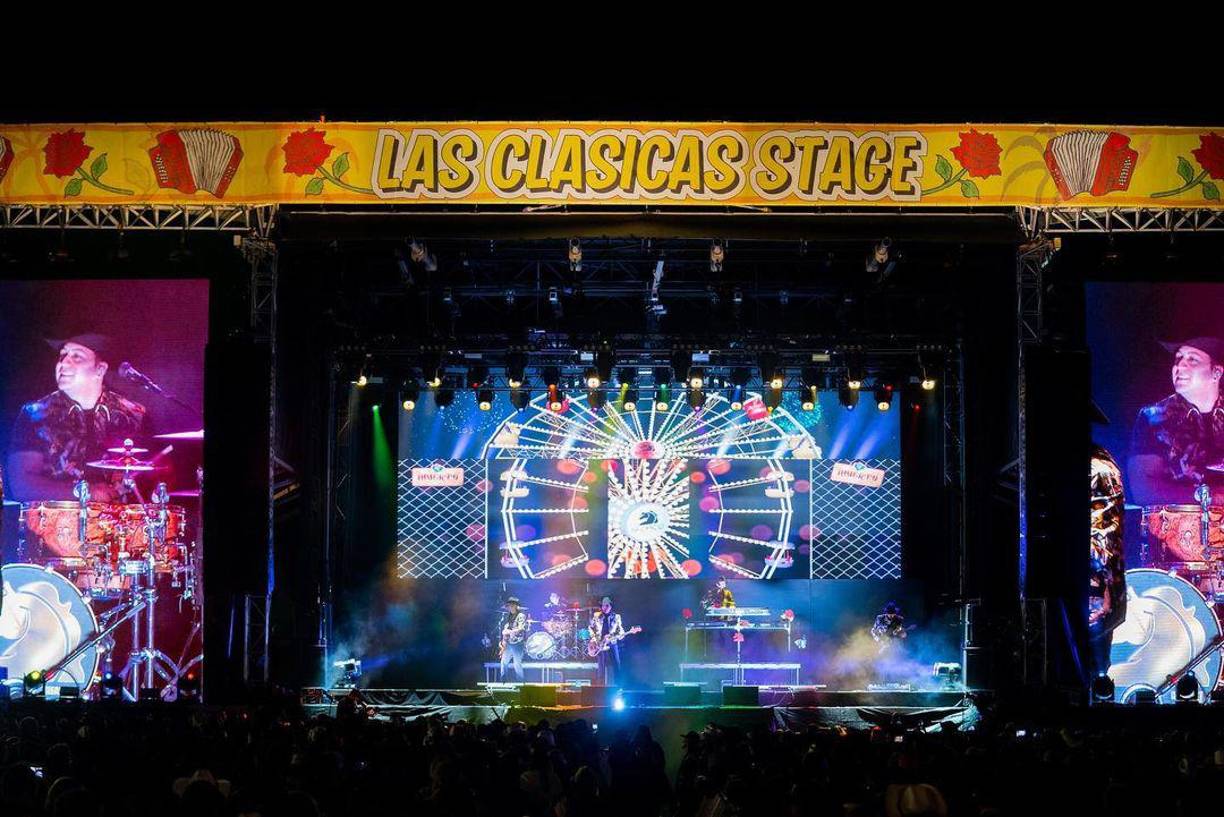 Pero su regreso a los escenarios fue con otro nombre ‘El Gigante de América’ en 2003 lanzando su primer álbum.