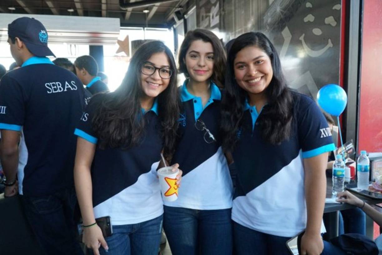 Flor Figueroa, Sofía Giacomán y Mariana Durón.