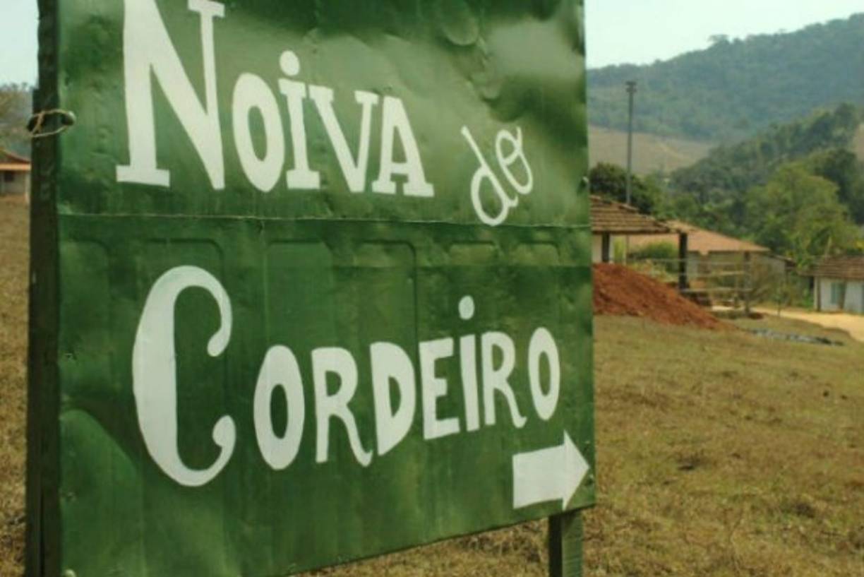 La localidad de Noiva do Cordeiro,Brasil, tiene una población de 600 personas compuesta enteramente por mujeres de entre 20 y 35 años.