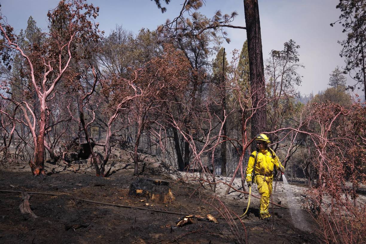 El McKinney comenzó a propagarse pocos días después de que otro incendio, el Oak, devorara decenas de edificios y obligara a evacuar a miles de personas cerca del parque Yosemite.