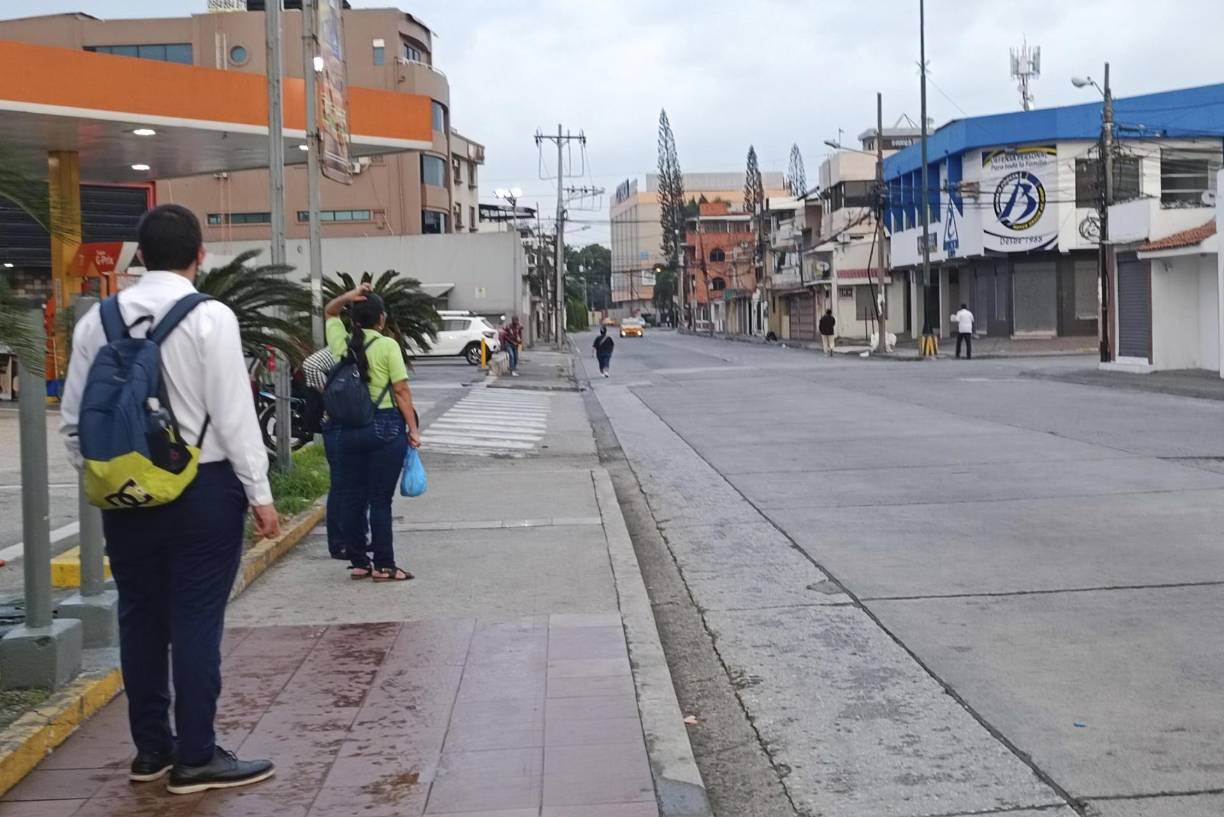 Desde el verano, la tasa de homicidios no ha parado de crecer, particularmente en los barrios populares, territorios minados por la inseguridad generada por las bandas criminales. 