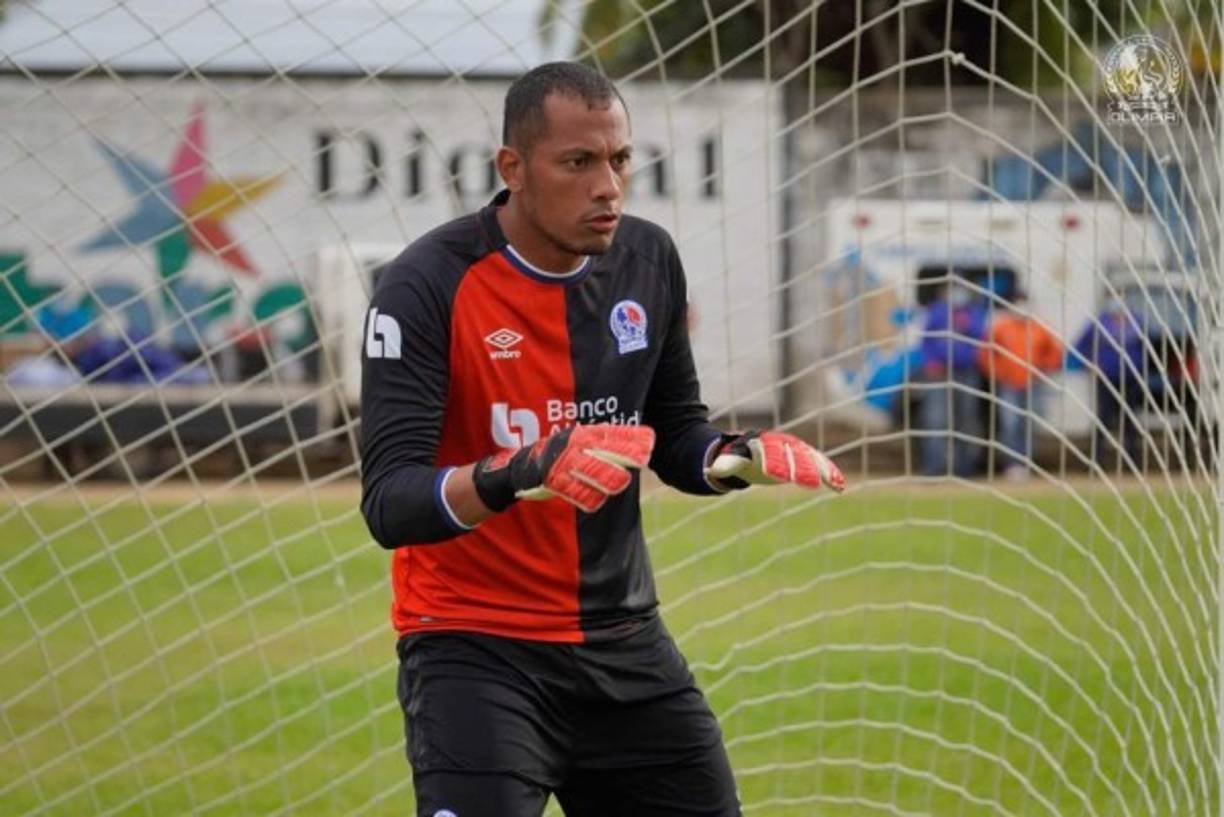 Otro portero que está en duda su continuidad en el Olimpia es Rafa Zúniga. Tampoco fue tomado en cuenta por Pedro Troglio y se le terminó su contrato.