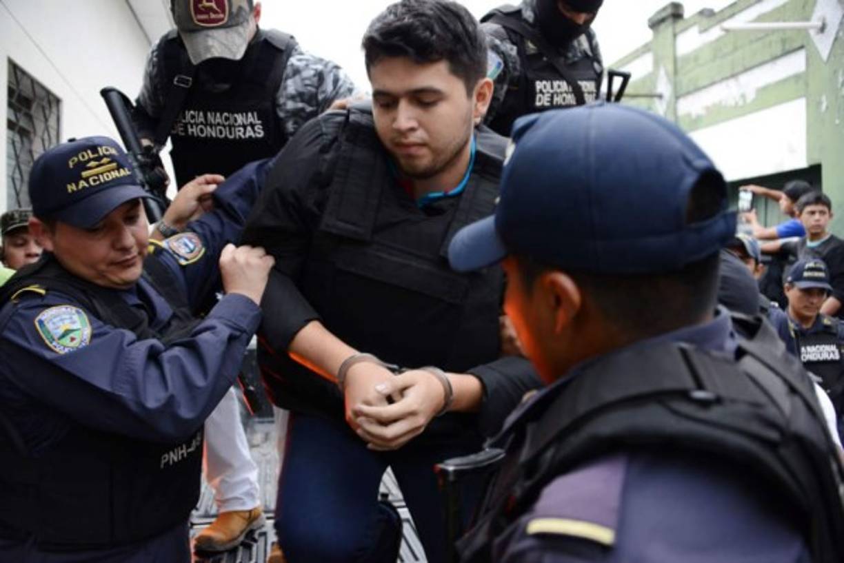 Aris Maldonado es otro de los implicados en el asesinato de la Miss Honduras Mundo, María José Alvarado, y su hermana Sofía Trinidad. Es acusado de complicidad simple.