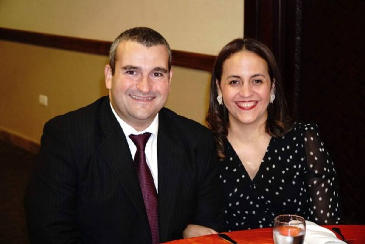 Allan y Giselle Stefan.