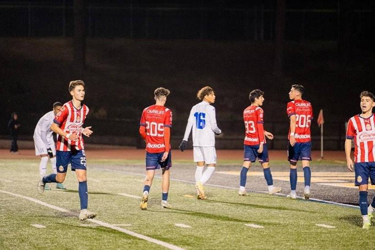 David Ruiz, joyita de sangre hondureña hizo su debut oficial con los colores del Inter de Miami de la MLS en la derrota de su club ante el Chicago Fire.