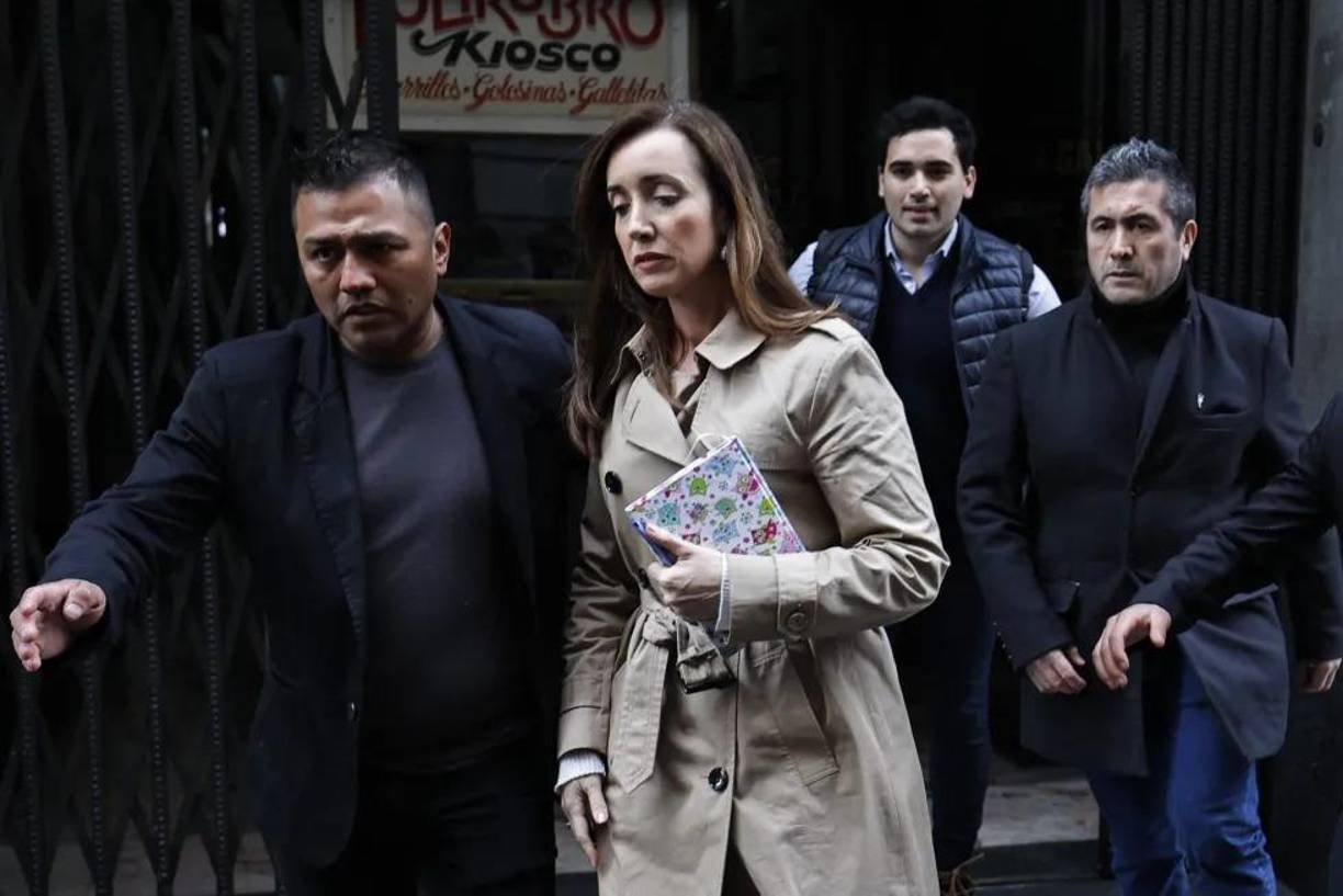 La vicepresidenta es sobrina de Ernesto Guillermo Villarruel, detenido en octubre de 2015 por orden del juez Daniel Rafecas por crímenes cometidos en un centro clandestino de tortura durante la dictadura.