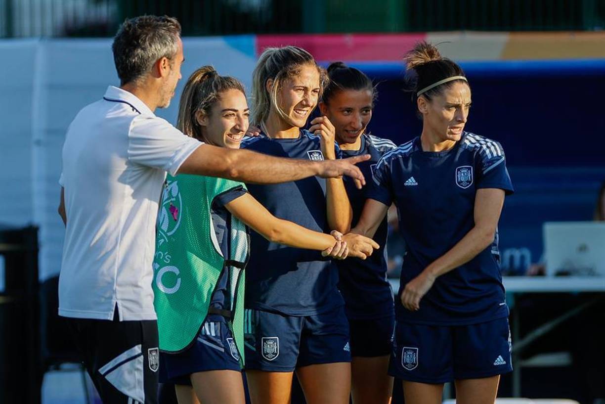 España, busca romper su maldición en cuartos de final y poder avanzar a semifinales por primera vez desde 1997. Ante la ausencia de Alexia Putellas, España intentará vencer a la anfitriona del torneo, Inglaterra. 