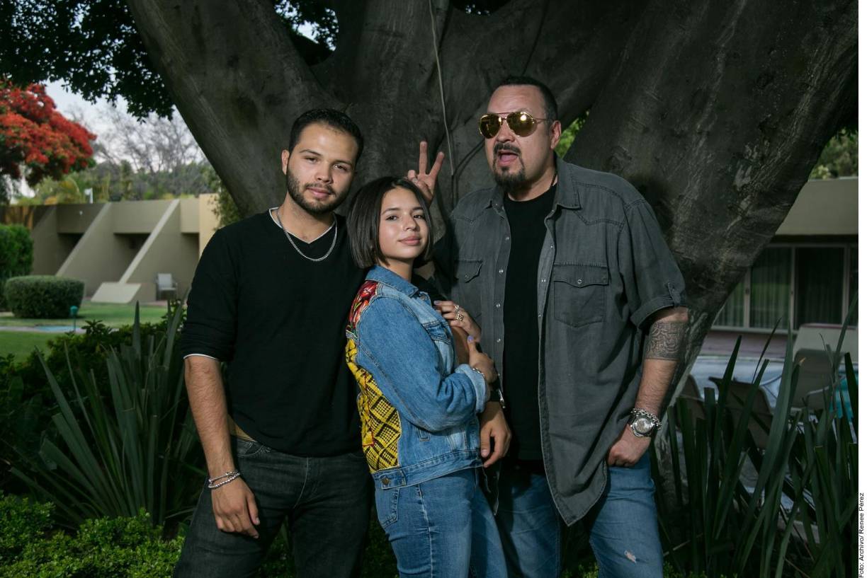 Al realizar el disco y los videoclips, la cantante se conectó con sus raíces mexicanas y también conoció mucho más de lo que es La Habana y el significado que tiene en la historia de la música.”Todo es música, hay mucha música, y hay un gran contraste entre lo que uno puede ver en Ciudad de México y en La Habana, y yo quise aprender más, mucho más, del origen (de la música local)”, expresó la nominada al Grammy y al Latin Grammy.