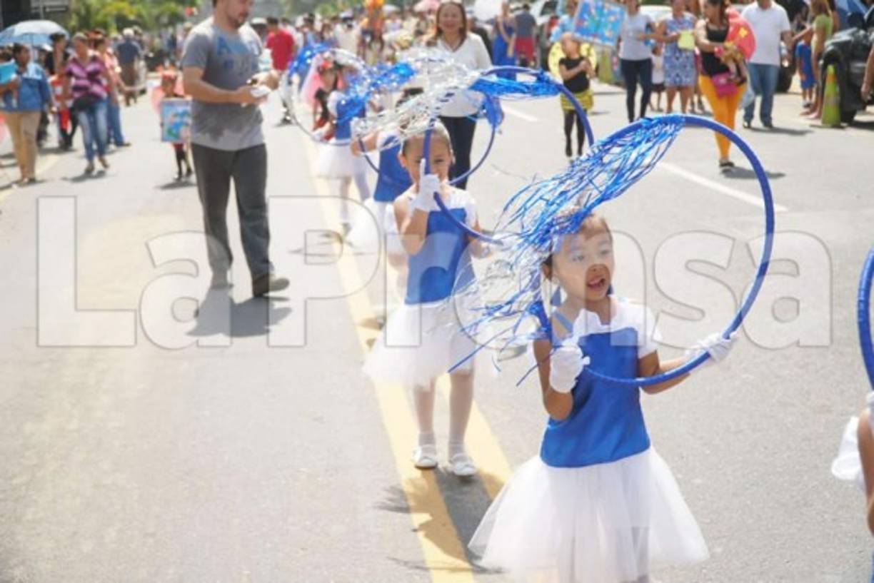 La escuela José Trinidad Cabañas fue fundada en 1949 y en el 2010 celebró seis décadas de servicio a los sampedranos.