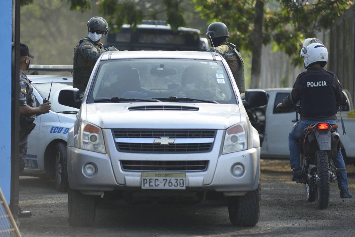 Los militares se movilizaron para respaldar a la policía en el control en el sistema penitenciario tras la declaración de un estado de emergencia por 60 días, que concluirá a finales de este mes, a raíz de la matanza de hace casi siete semanas.