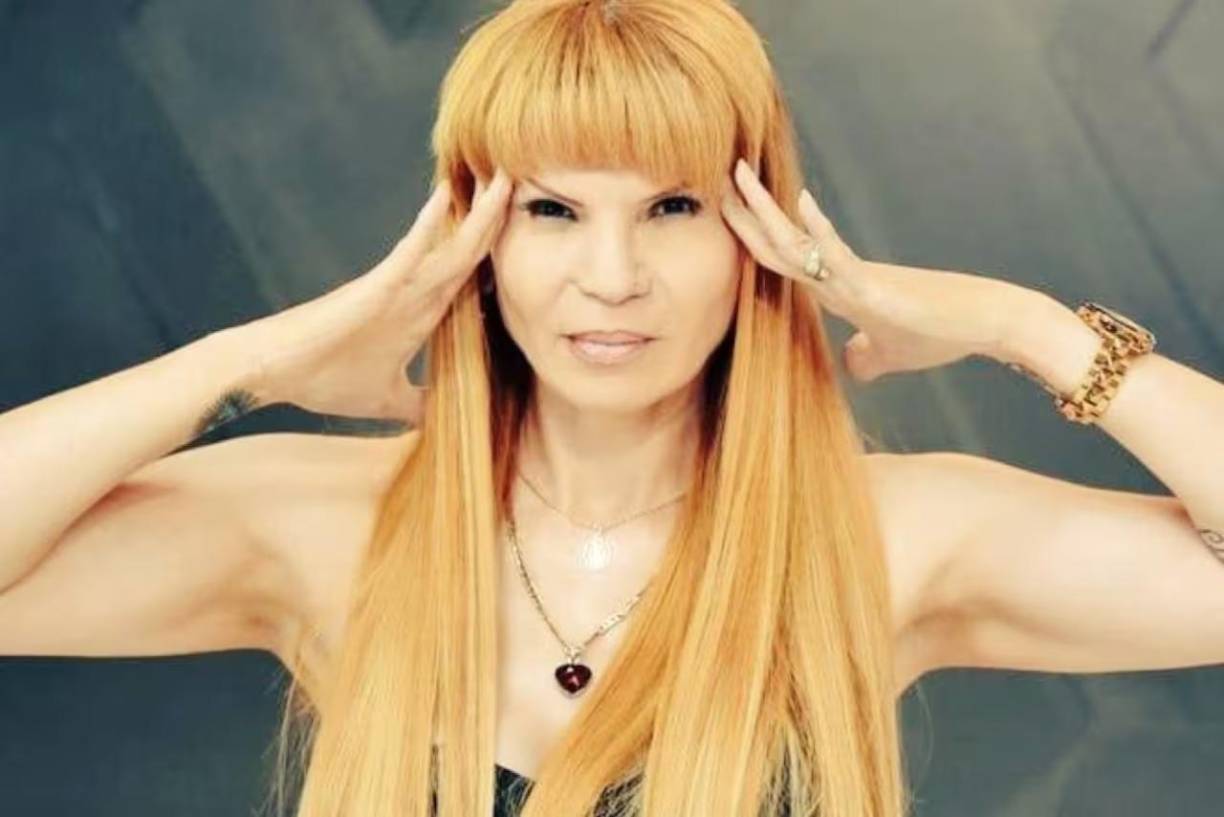 Mhoni Vidente ha revelado en su reciente transmisión por televisión que el periodista, Jaime Maussan, habría tenido razón sobre los encuentros extraterrestres en México, ya que asegura que hay múltiples bases de los mismos en el país mencionado. 