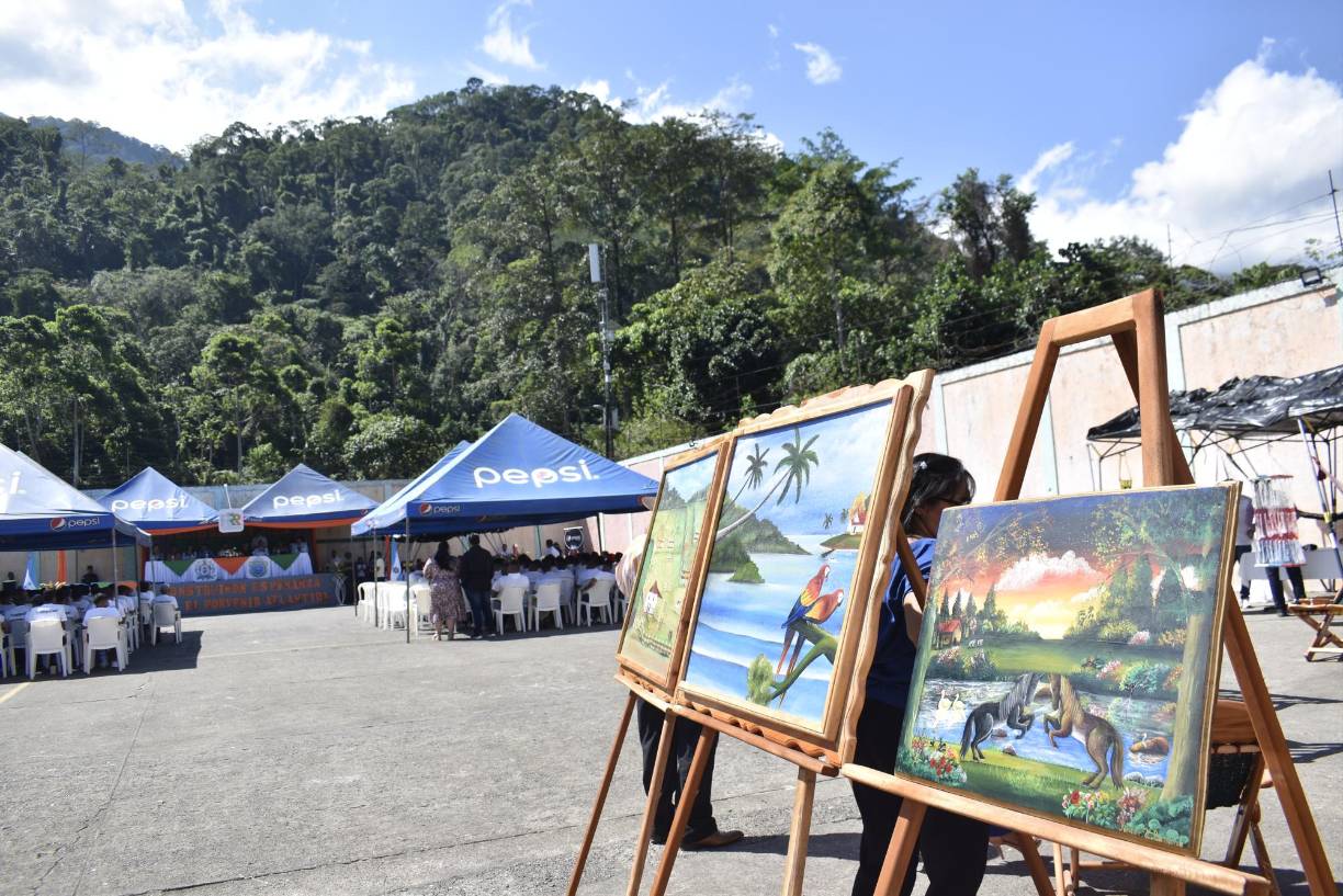 Los privados de libertad en la granja penal de El Porvenir, tienen espacios para desarrollar sus talentos y habilidades.