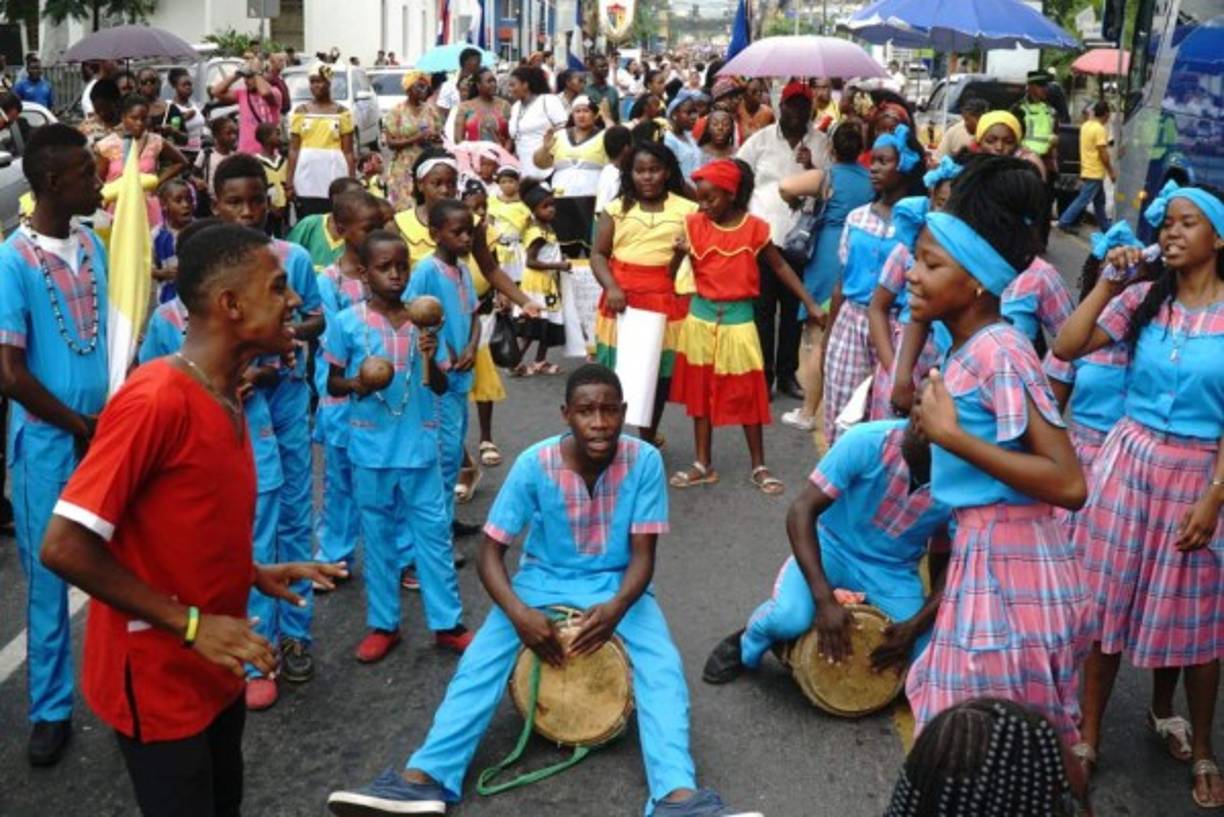 El colorido también estuvo presente en la fiesta.